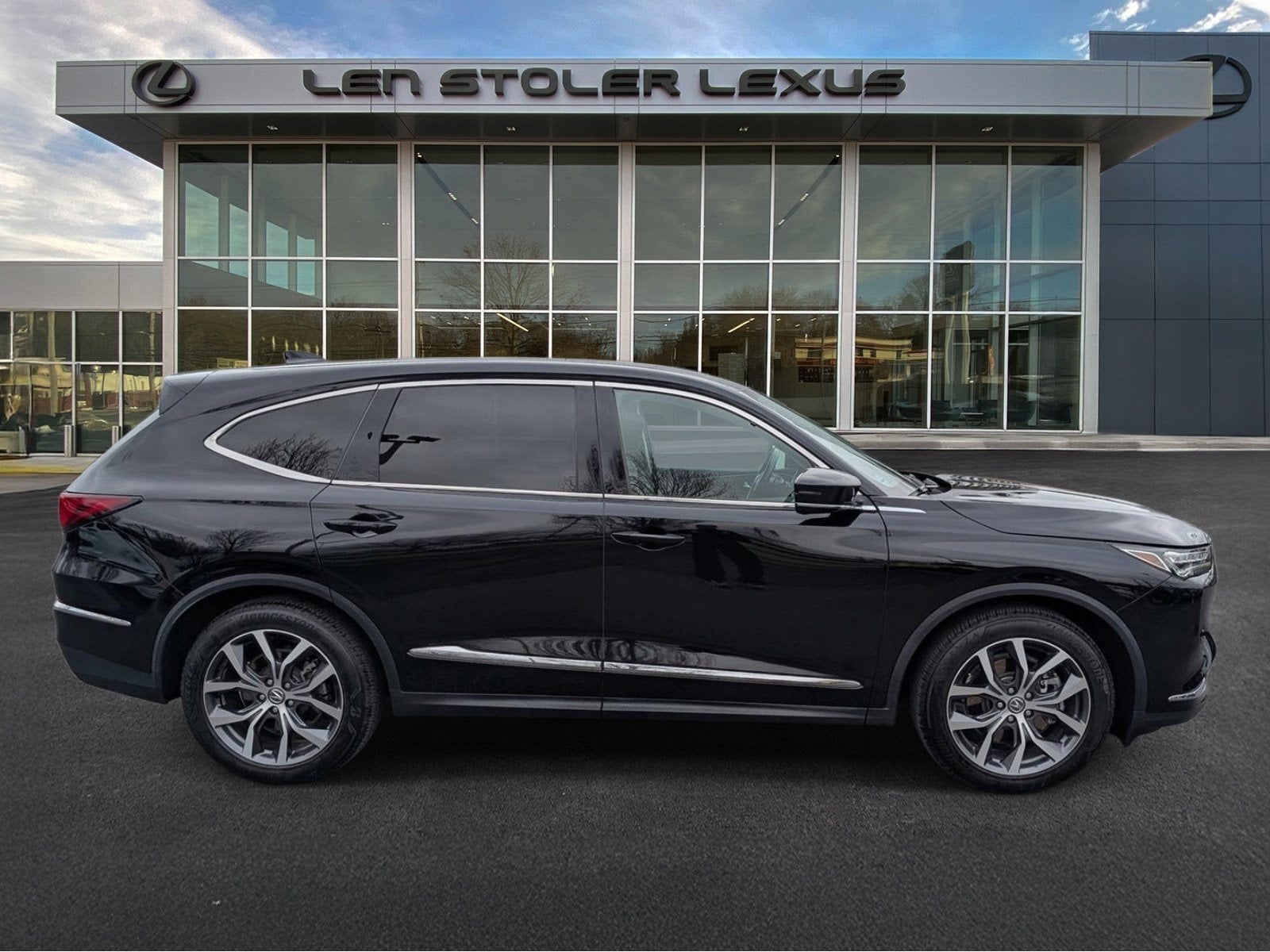 2022 Acura MDX w/Technology Package