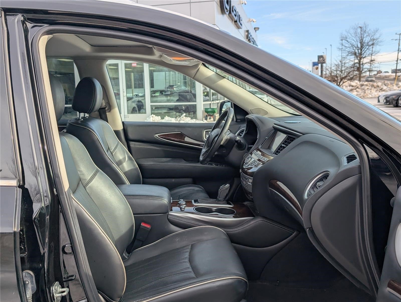 2020 INFINITI QX60 LUXE