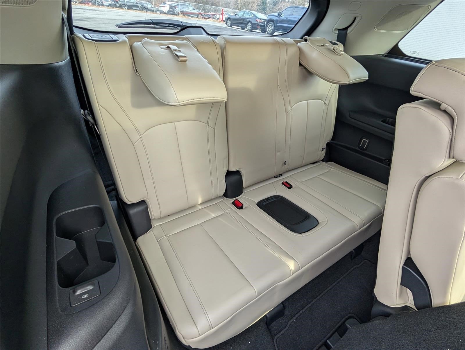 2022 INFINITI QX60 LUXE