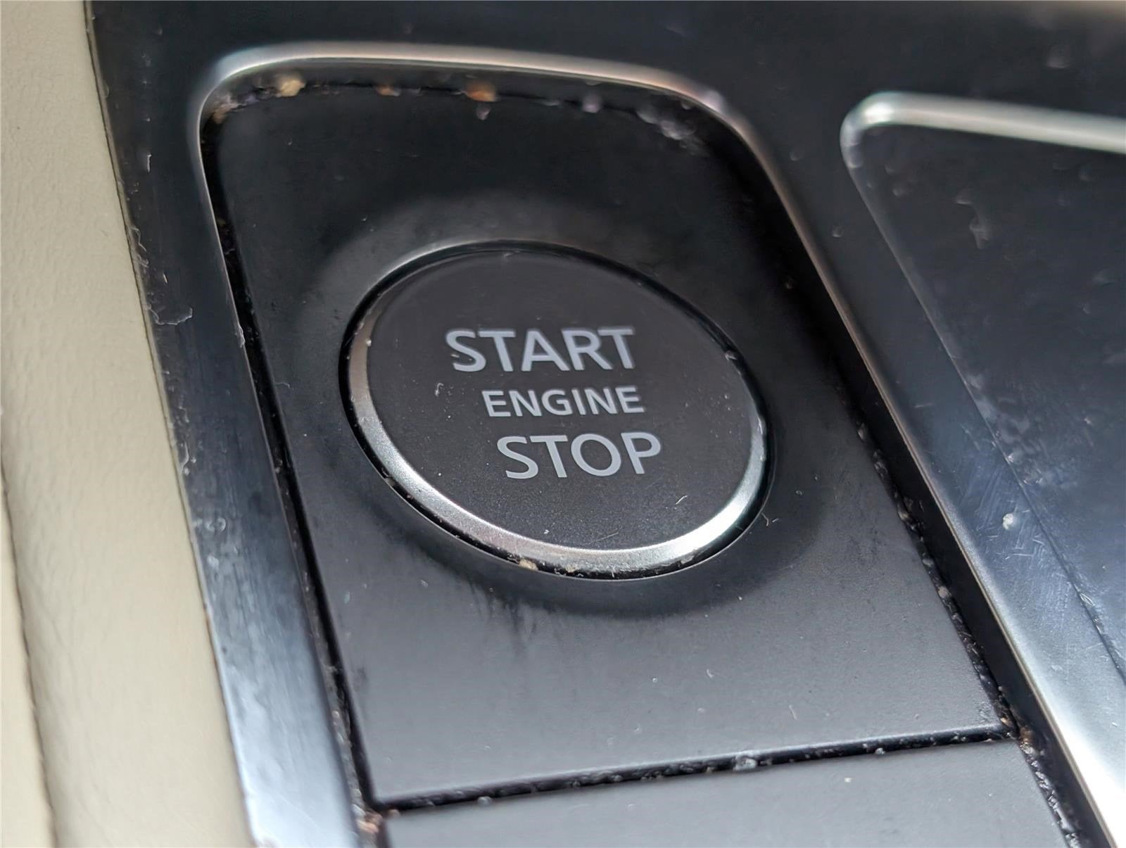 2022 INFINITI QX60 LUXE