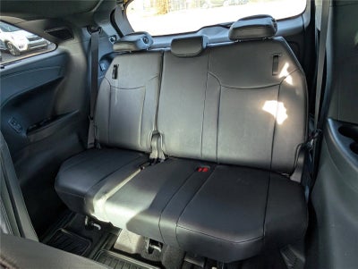 2025 Toyota Sienna Platinum