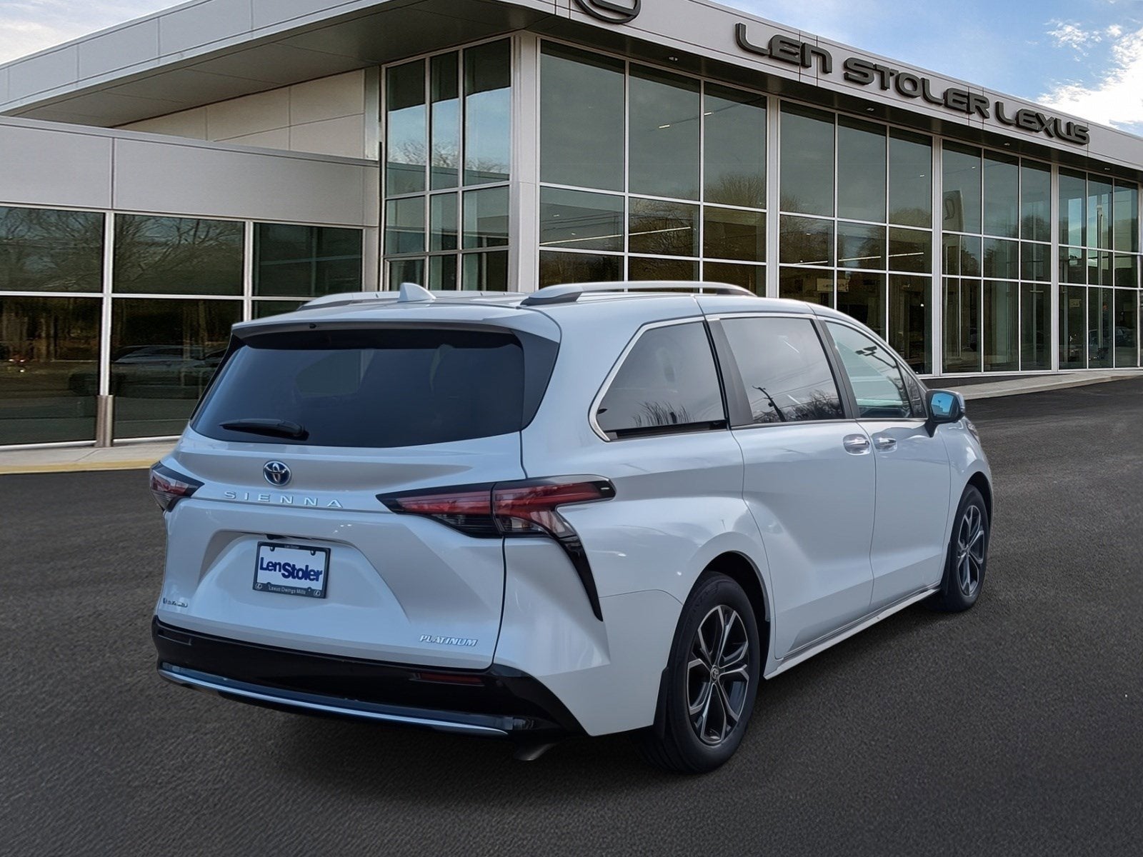 2025 Toyota Sienna Platinum