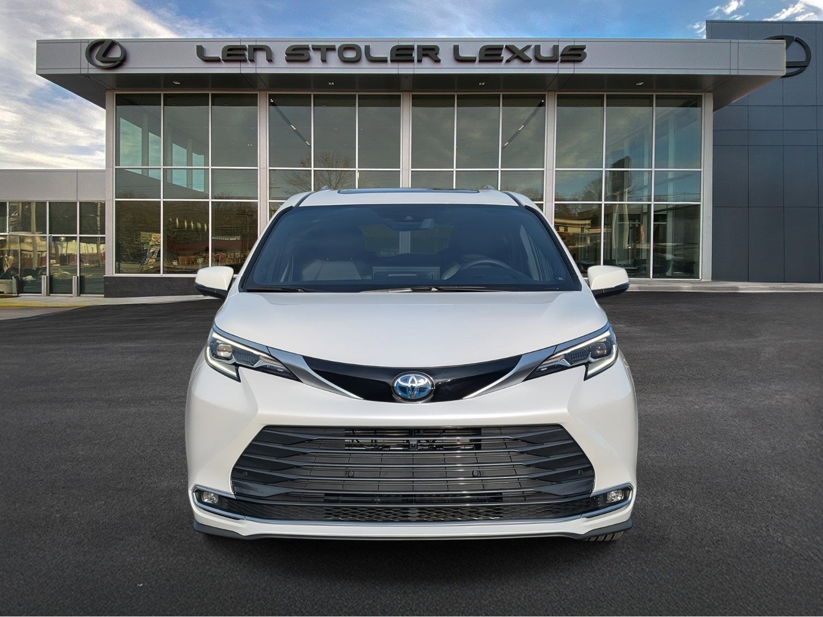 2025 Toyota Sienna Platinum