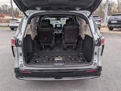 2024 Toyota Sienna Platinum