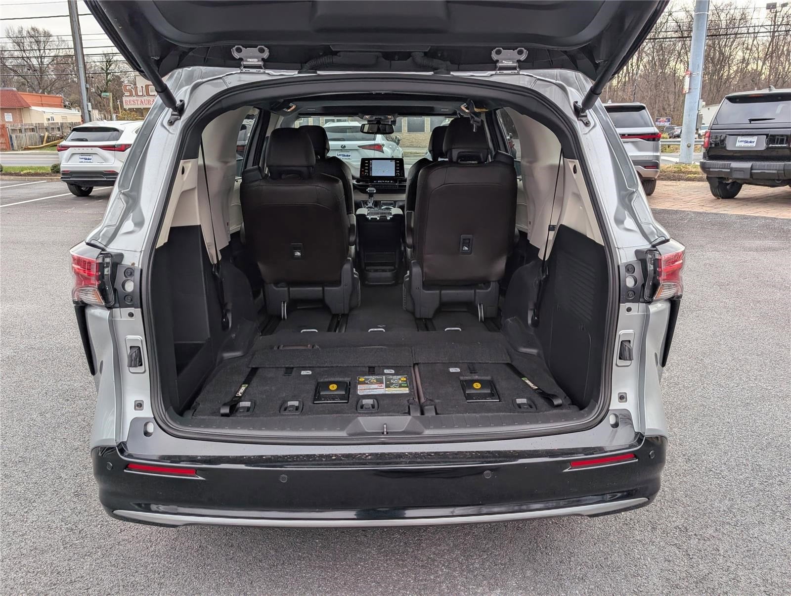 2024 Toyota Sienna Platinum