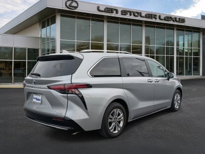 2024 Toyota Sienna Platinum