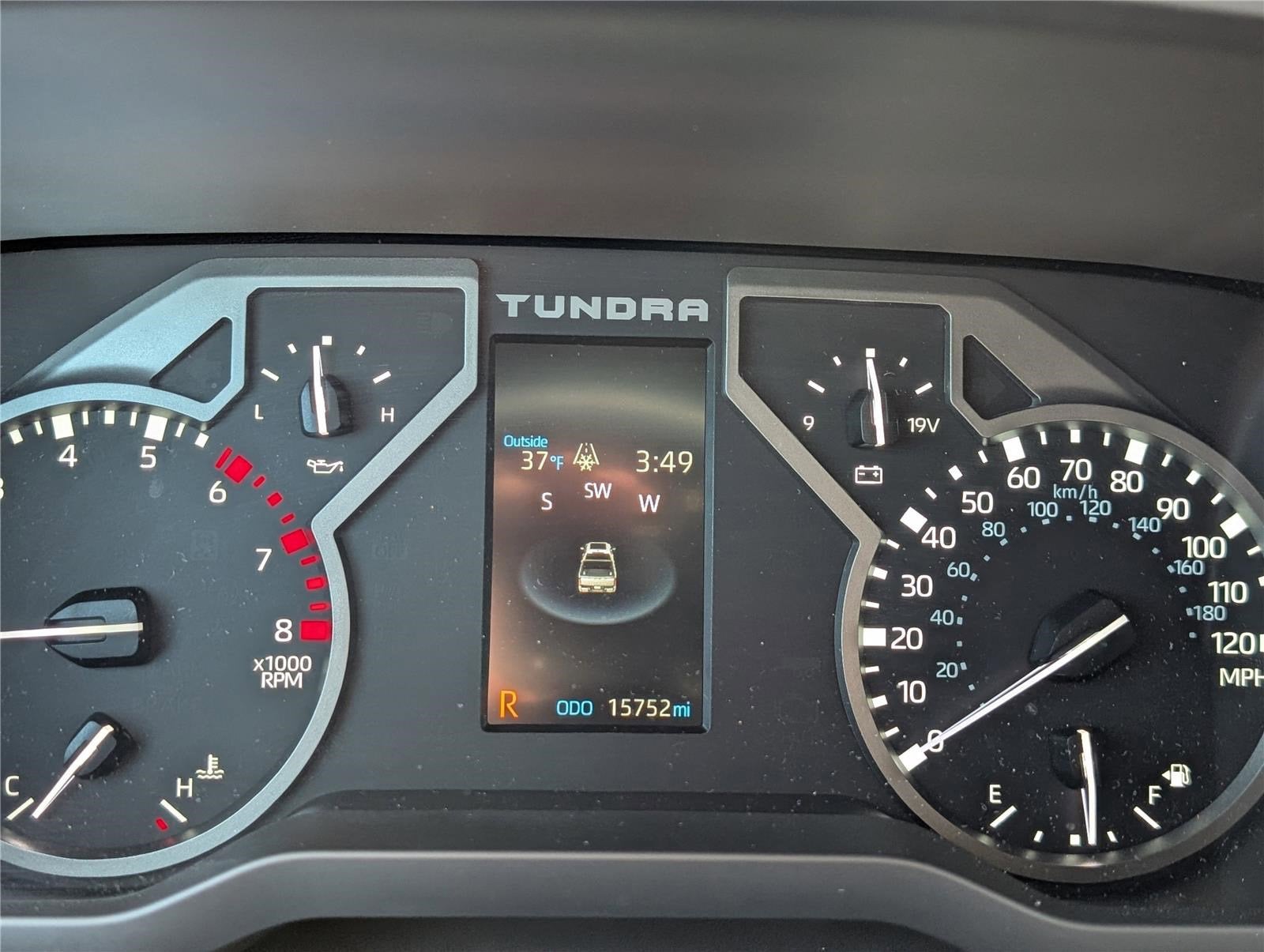 2025 Toyota Tundra 4WD SR5