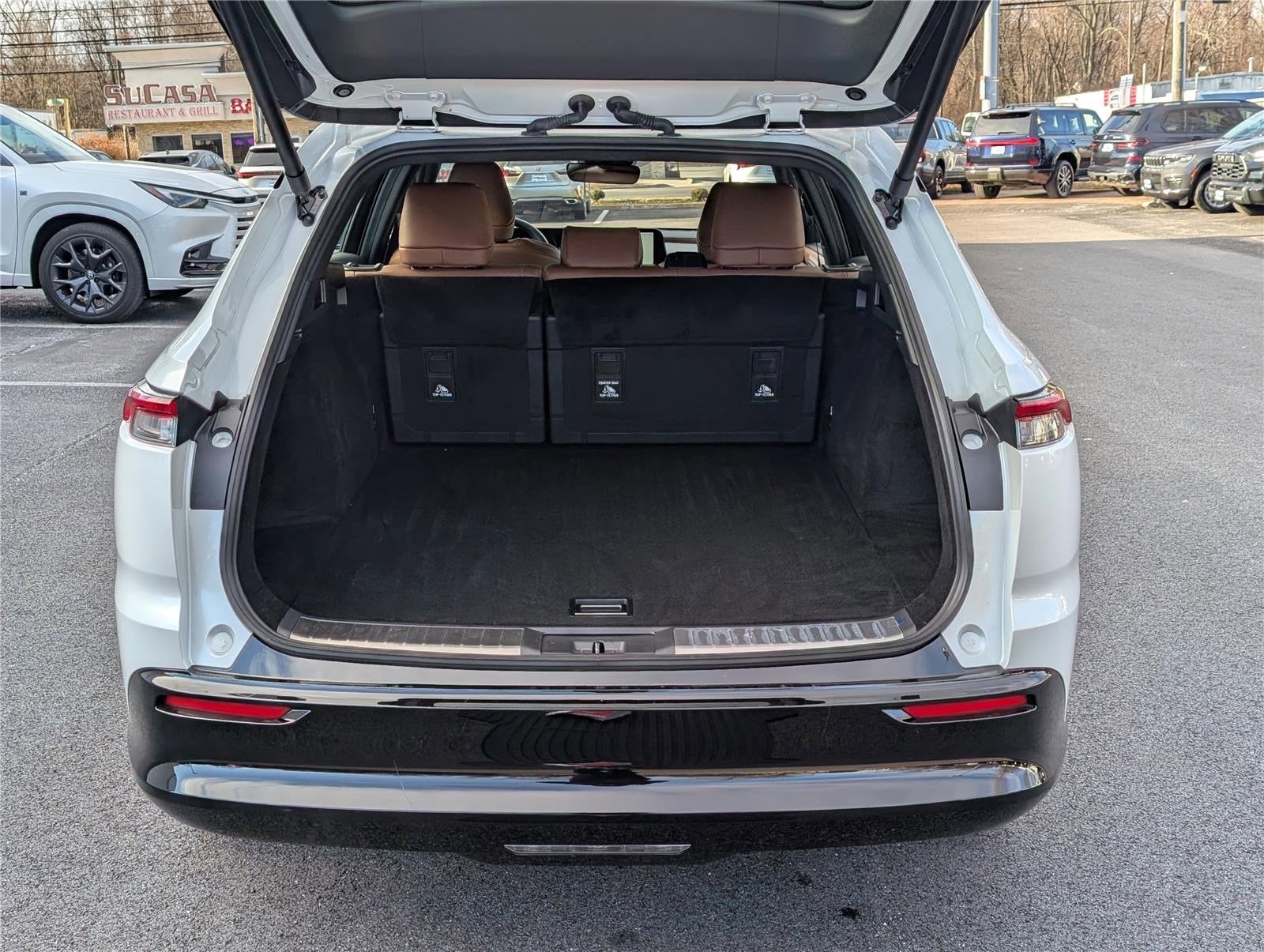 2025 Toyota Crown Signia XLE