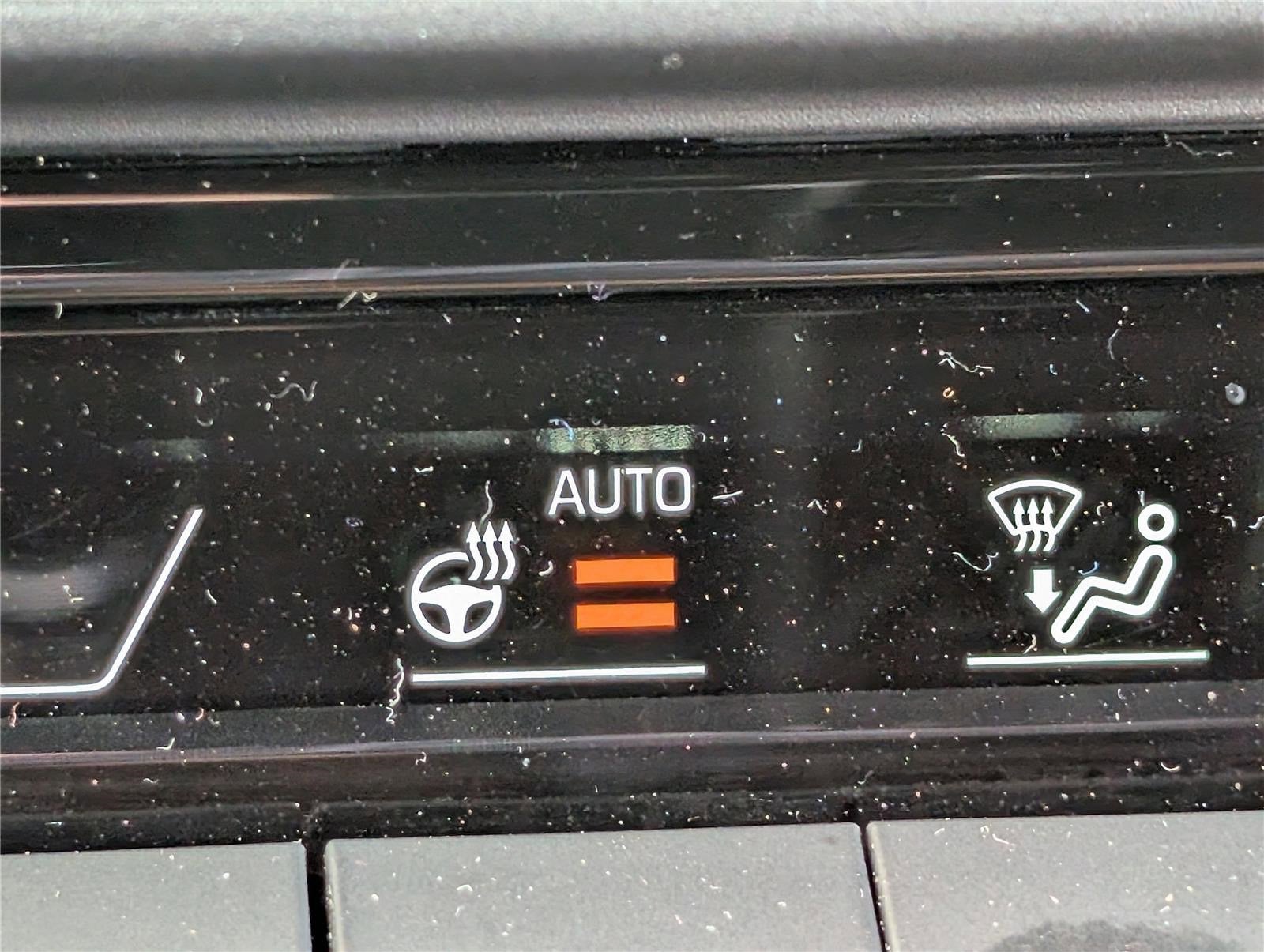 2025 Toyota Crown Signia XLE