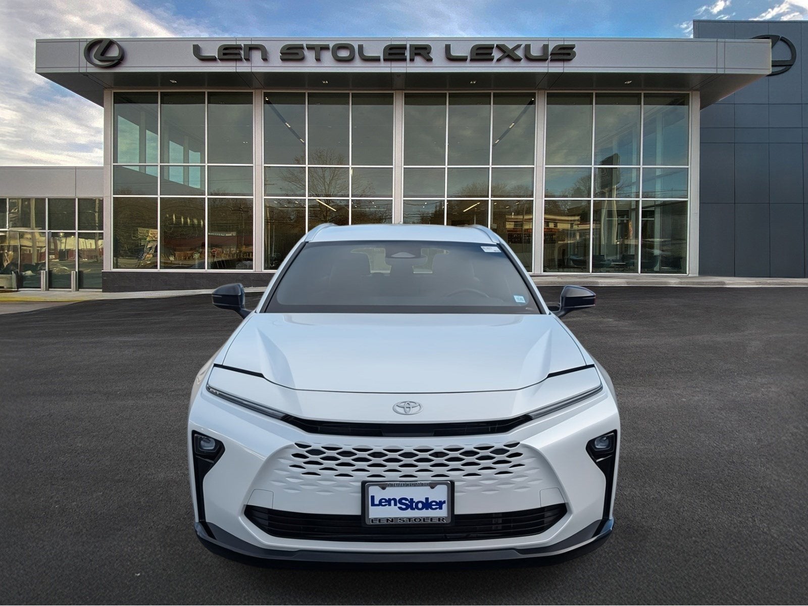 2025 Toyota Crown Signia XLE