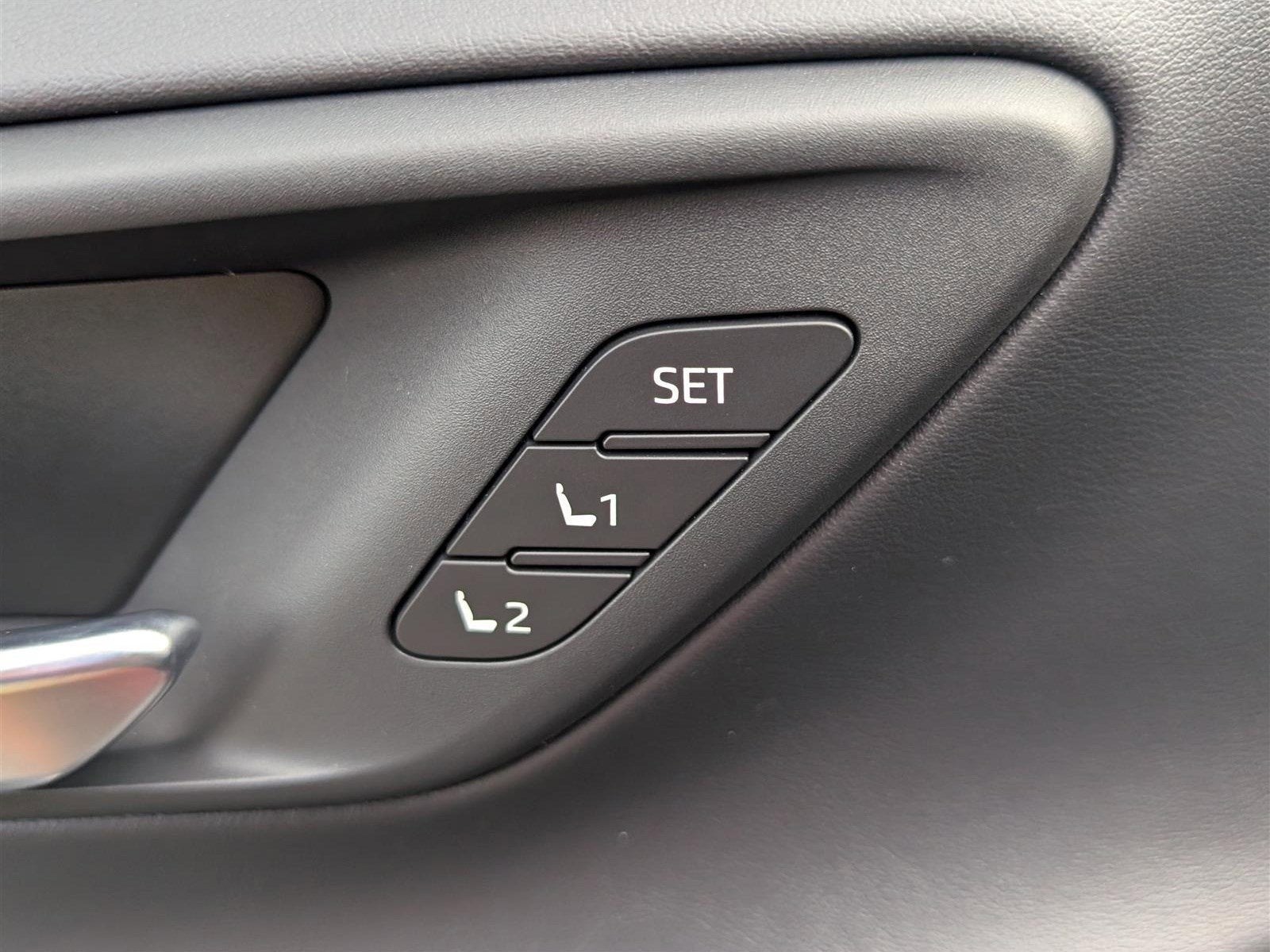 2023 Toyota Crown Platinum