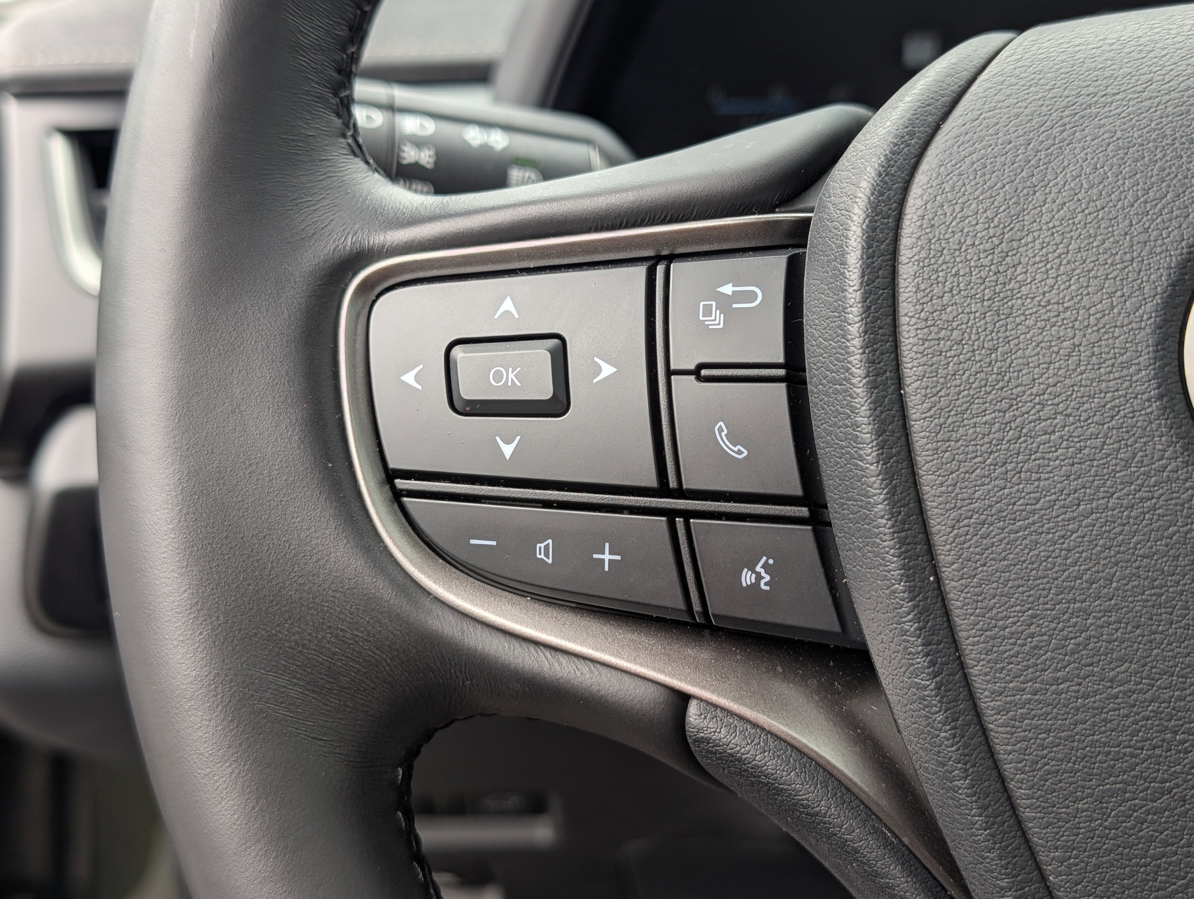 2025 Lexus UX UX 300h Premium