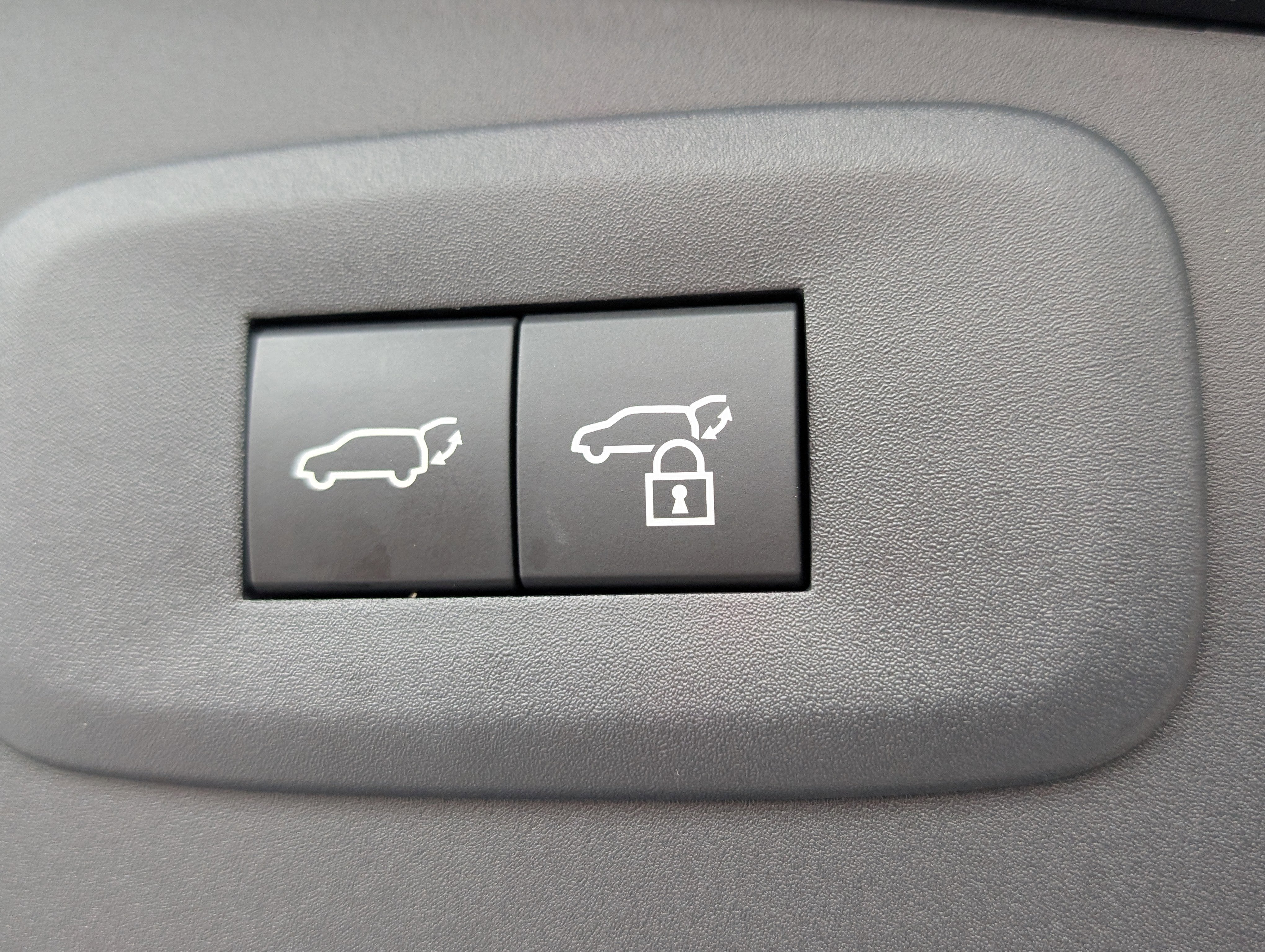 2025 Lexus RZ RZ 300e Premium