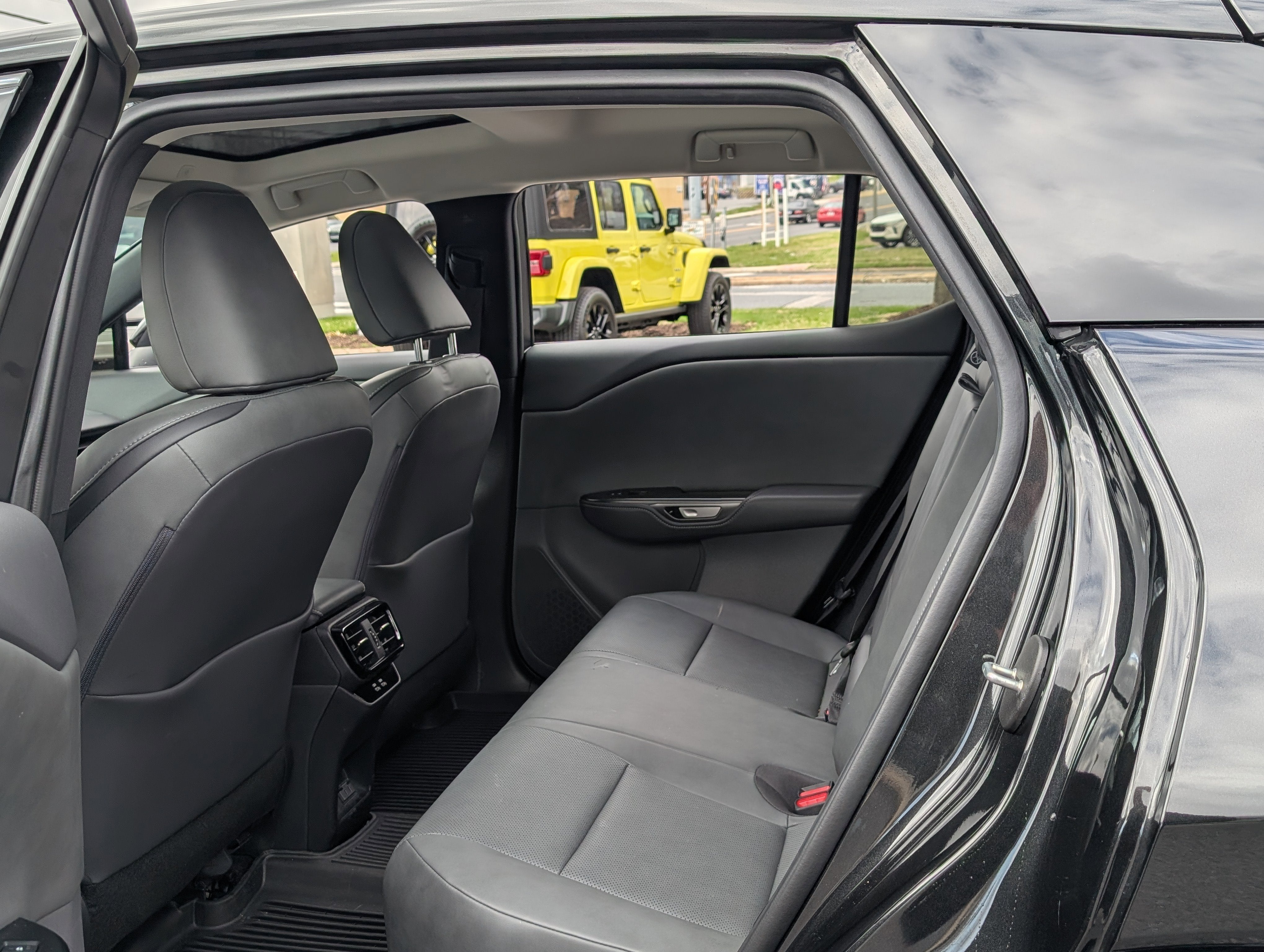 2025 Lexus RZ RZ 300e Premium