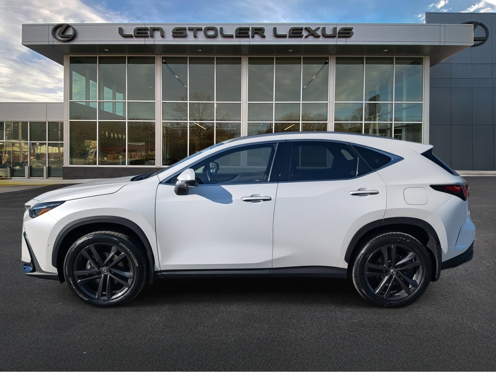 2024 Lexus NX 450h