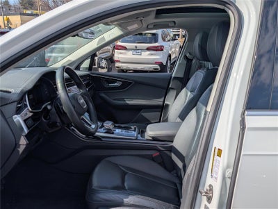 2024 Audi Q7 Premium Plus