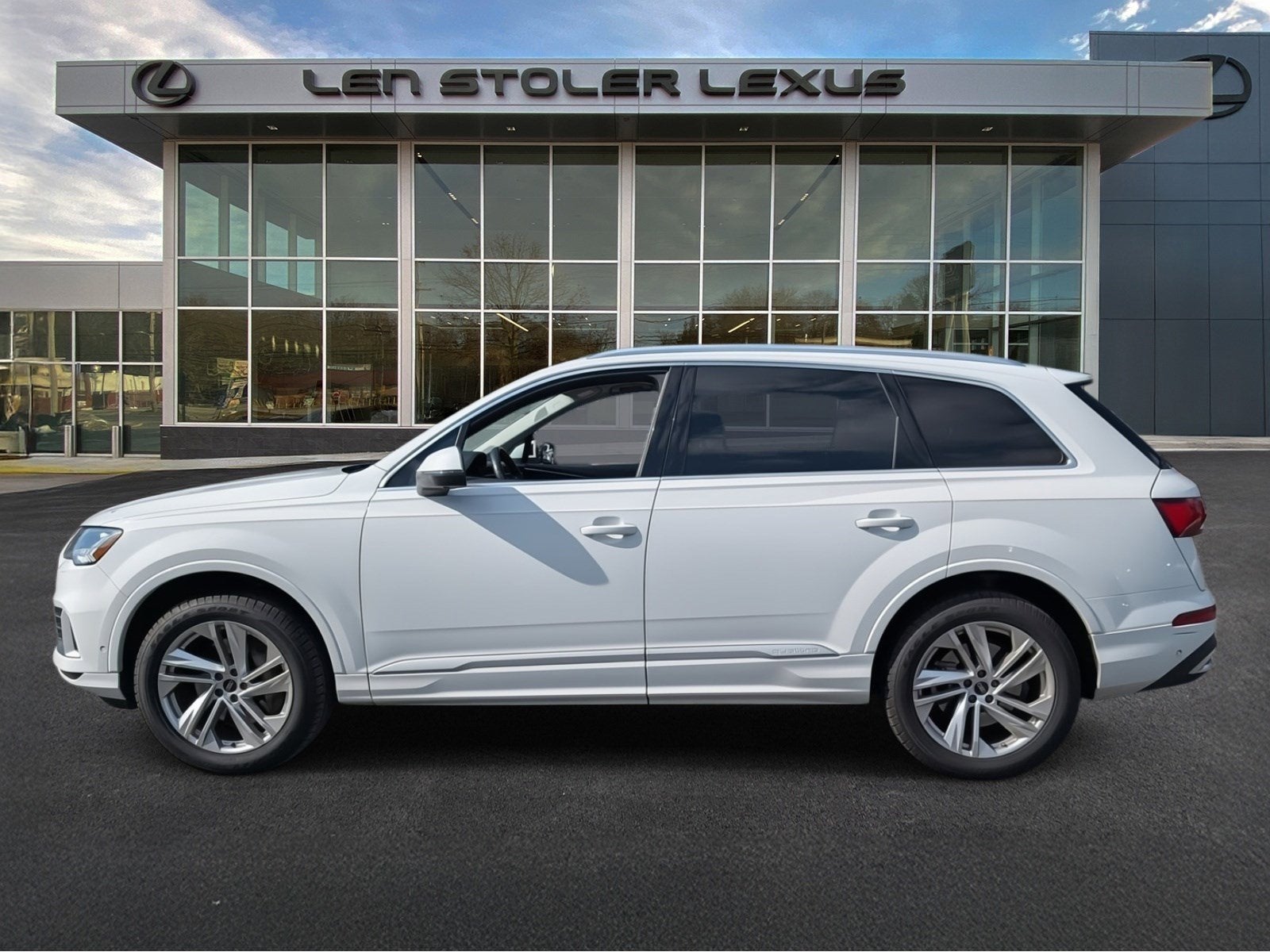 2024 Audi Q7 Premium Plus