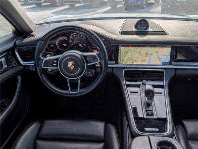 2018 Porsche Panamera 4S
