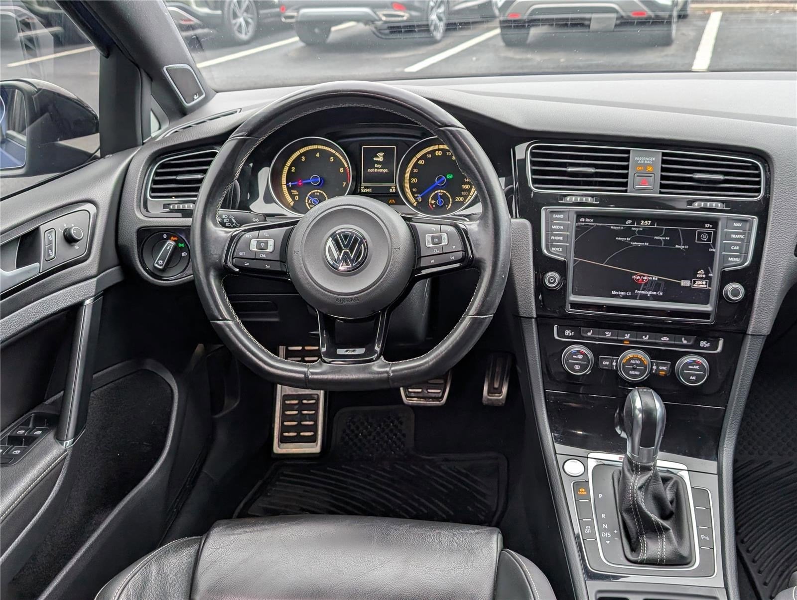 2016 Volkswagen Golf R 4dr HB DSG