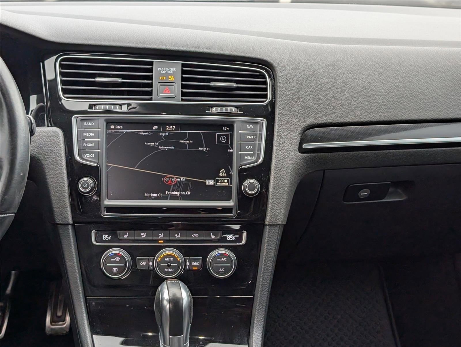 2016 Volkswagen Golf R 4dr HB DSG