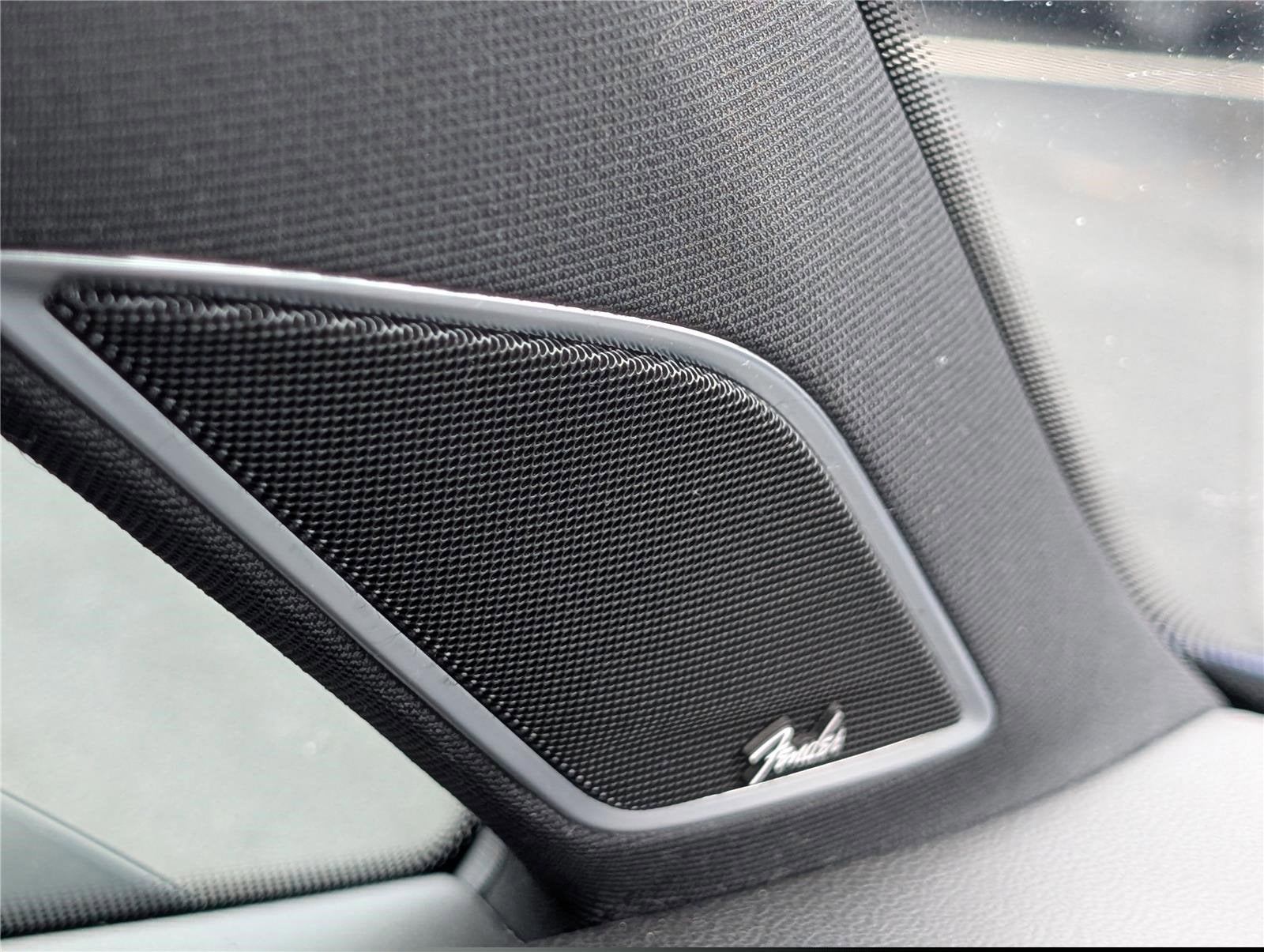 2016 Volkswagen Golf R 4dr HB DSG