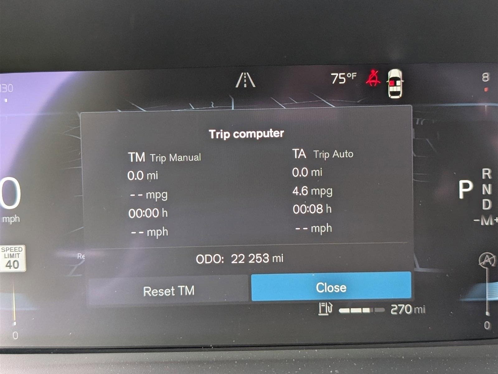 2023 Volvo XC40 Ultimate Dark Theme