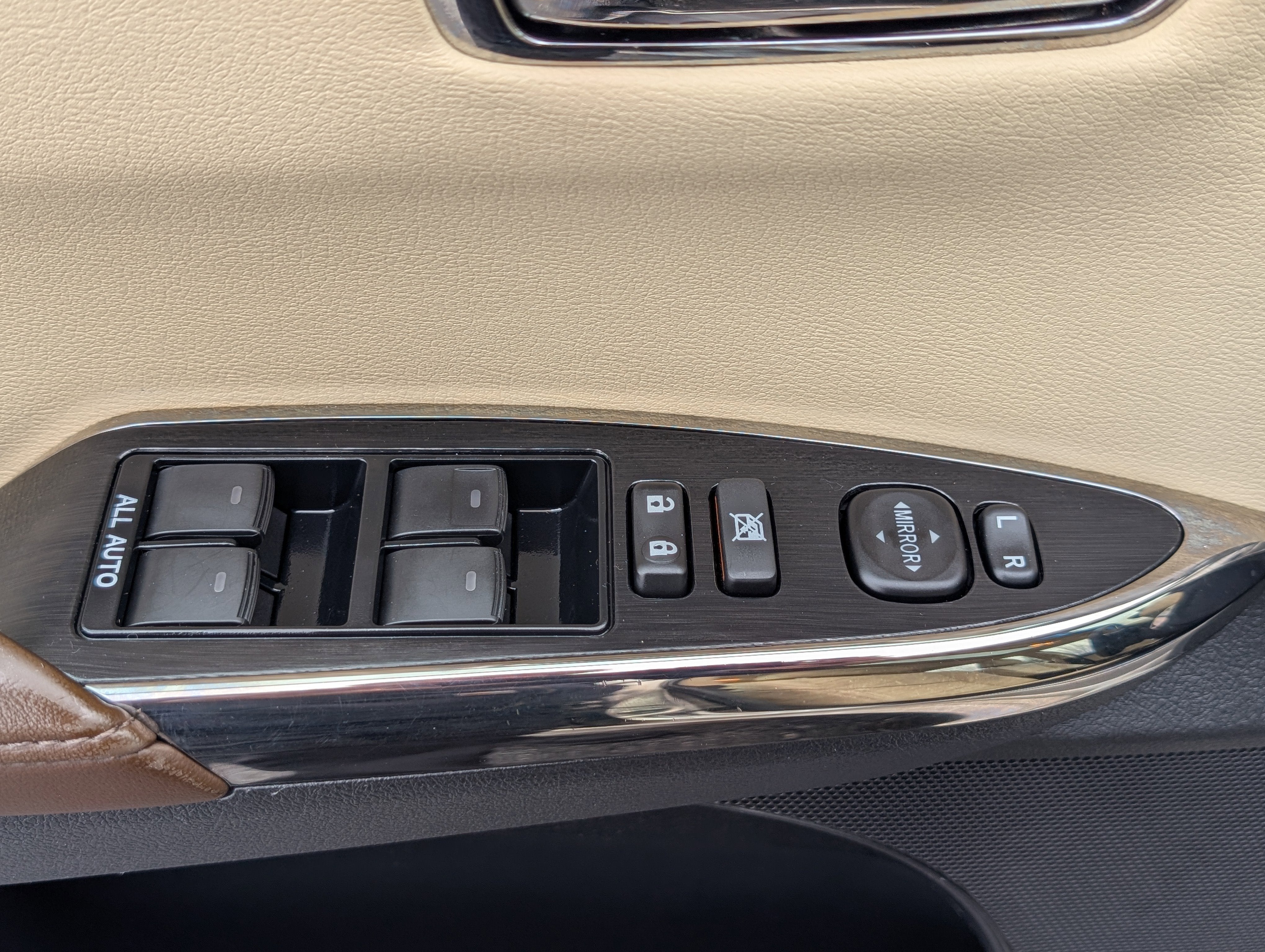 2015 Toyota Avalon XLE