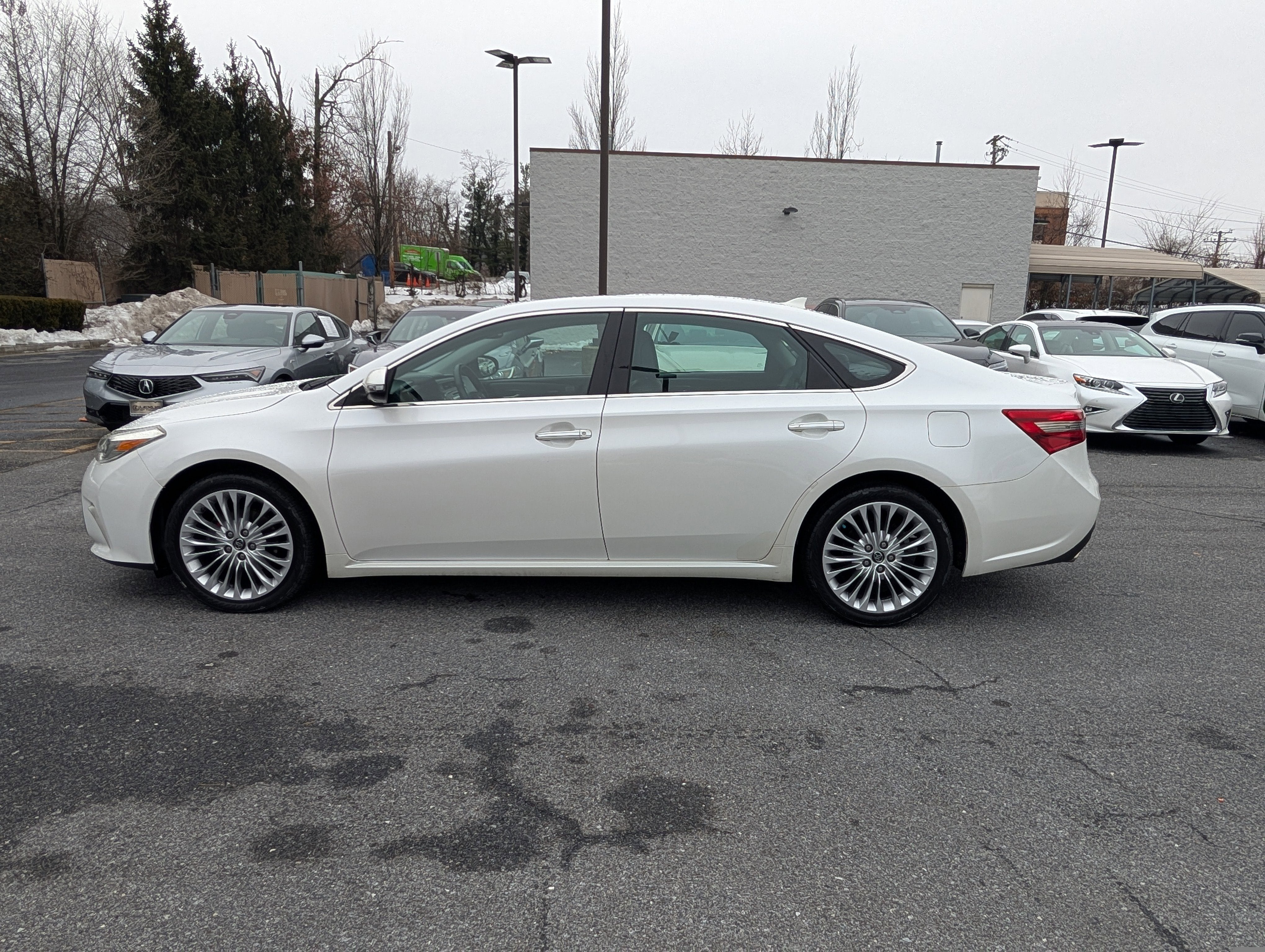 2016 Toyota Avalon Limited