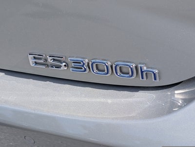 2022 Lexus ES 300h