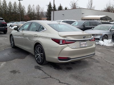 2025 Lexus ES 300h