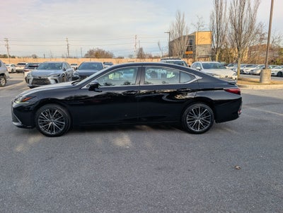 2025 Lexus ES 300h