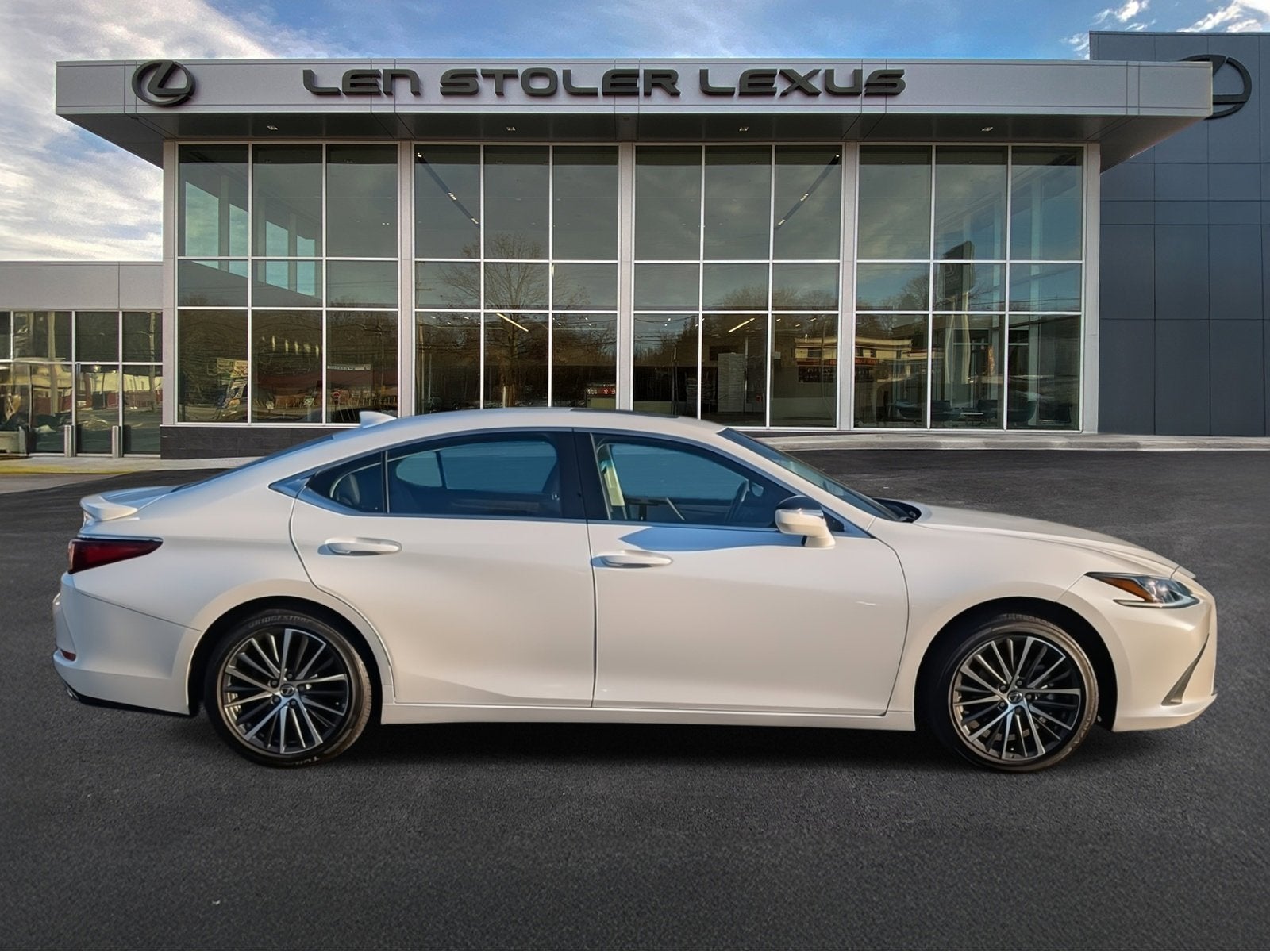 2023 Lexus ES 350