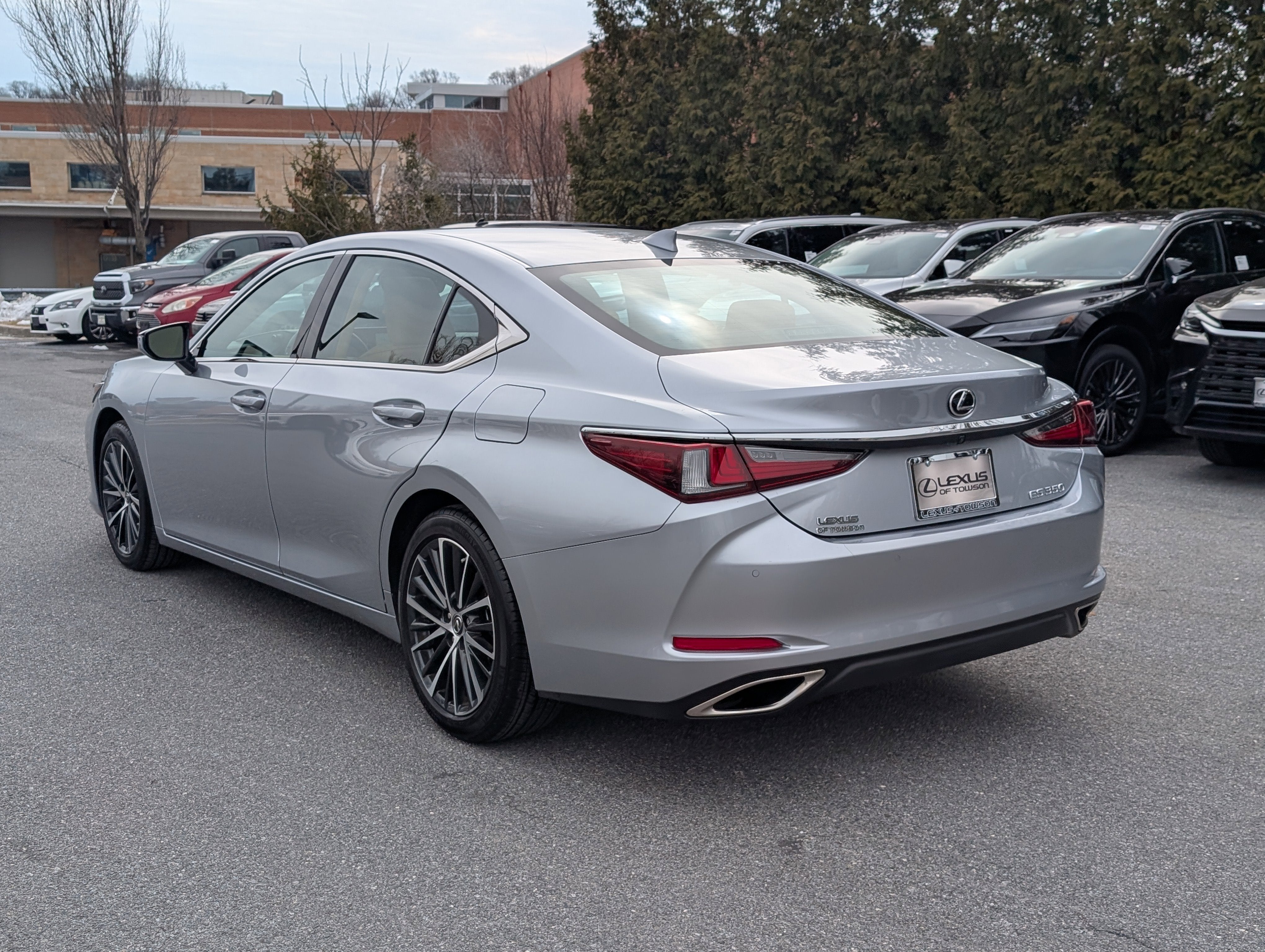 2024 Lexus ES 350