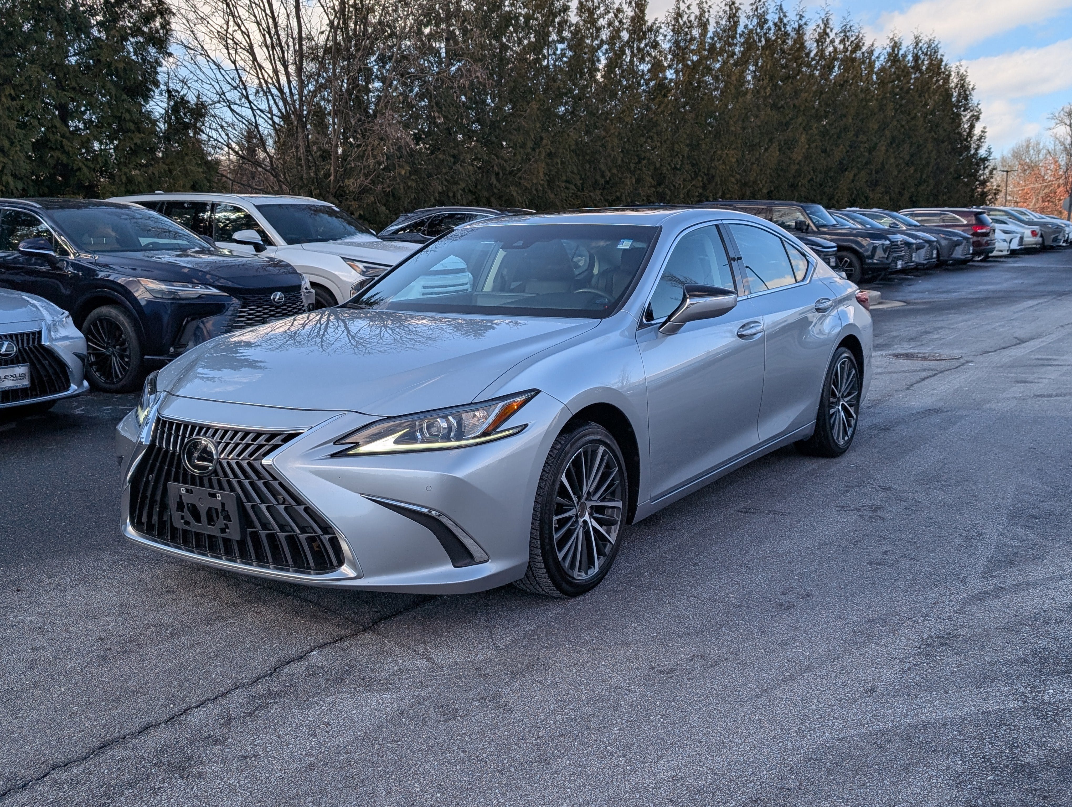 2023 Lexus ES 350