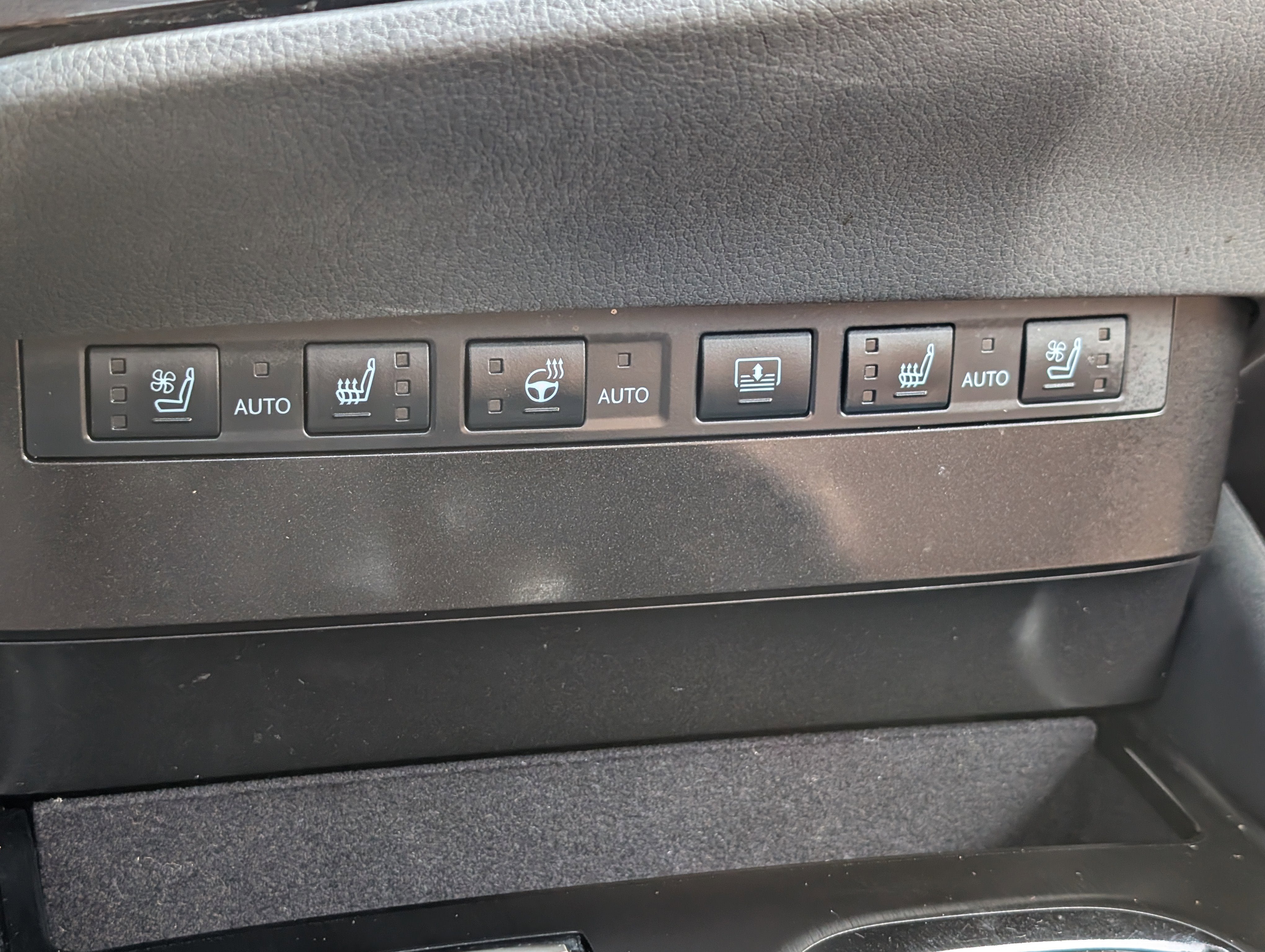 2024 Lexus ES 350 Luxury