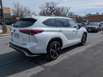 2022 Toyota Highlander XSE