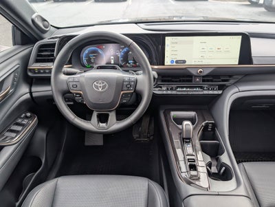 2025 Toyota Crown Signia Limited