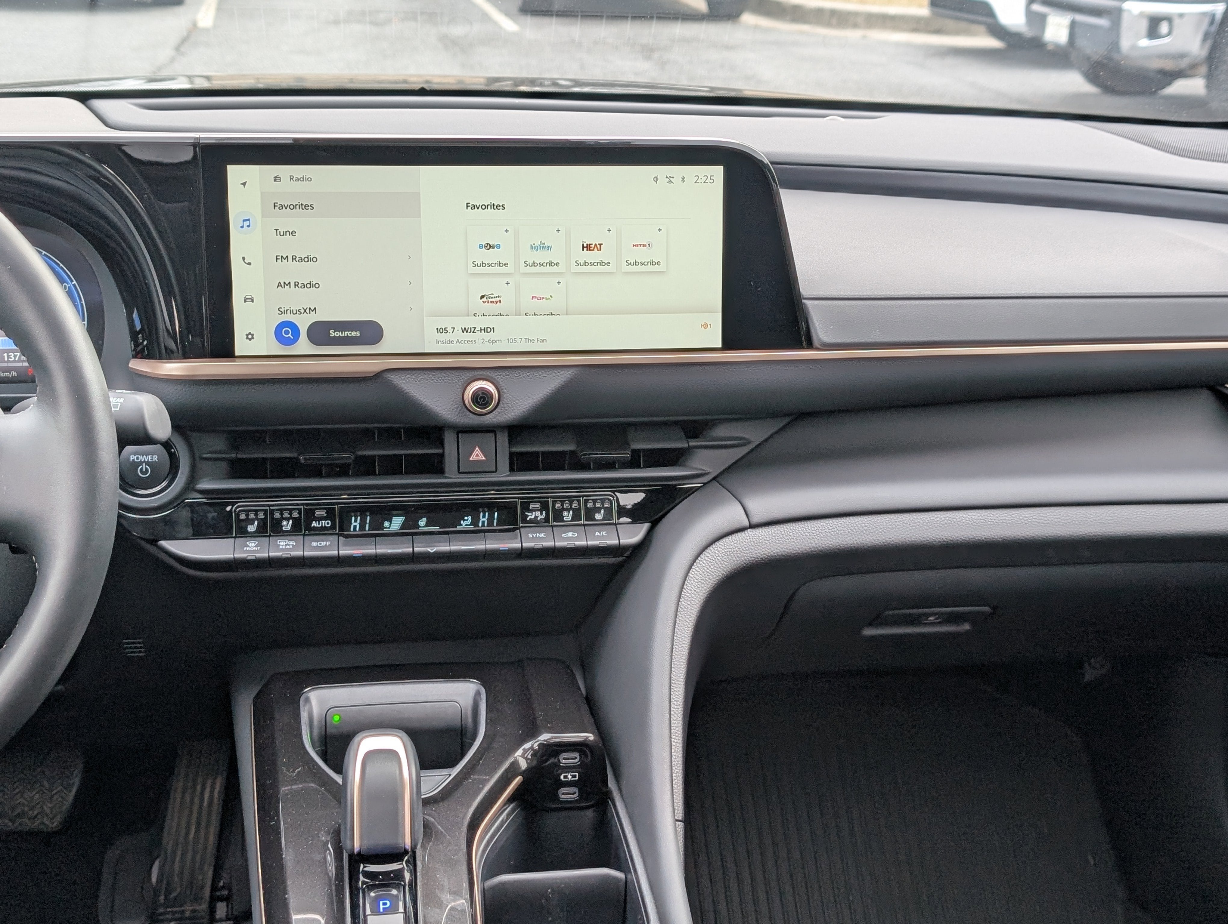 2025 Toyota Crown Signia Limited