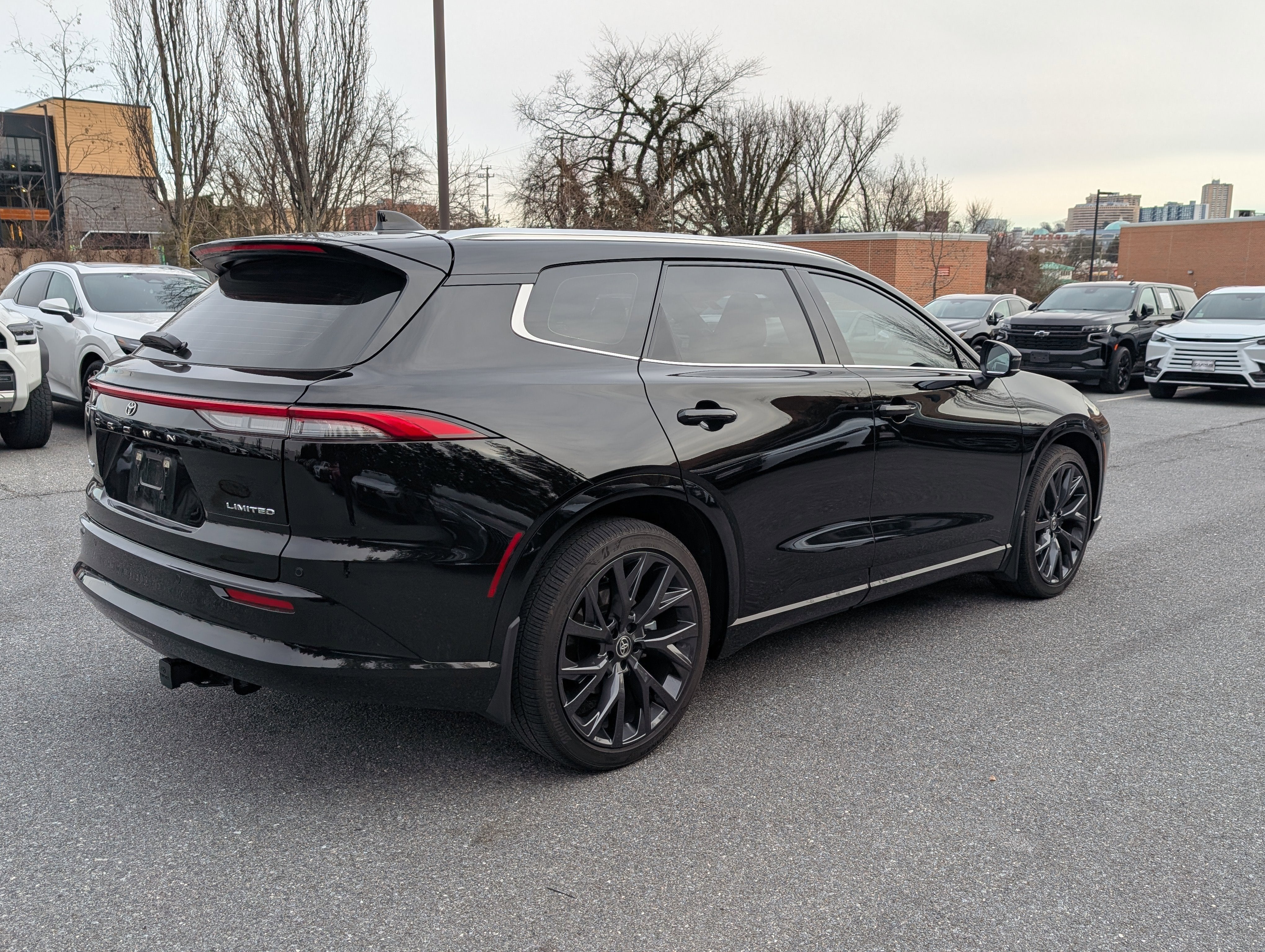 2025 Toyota Crown Signia Limited