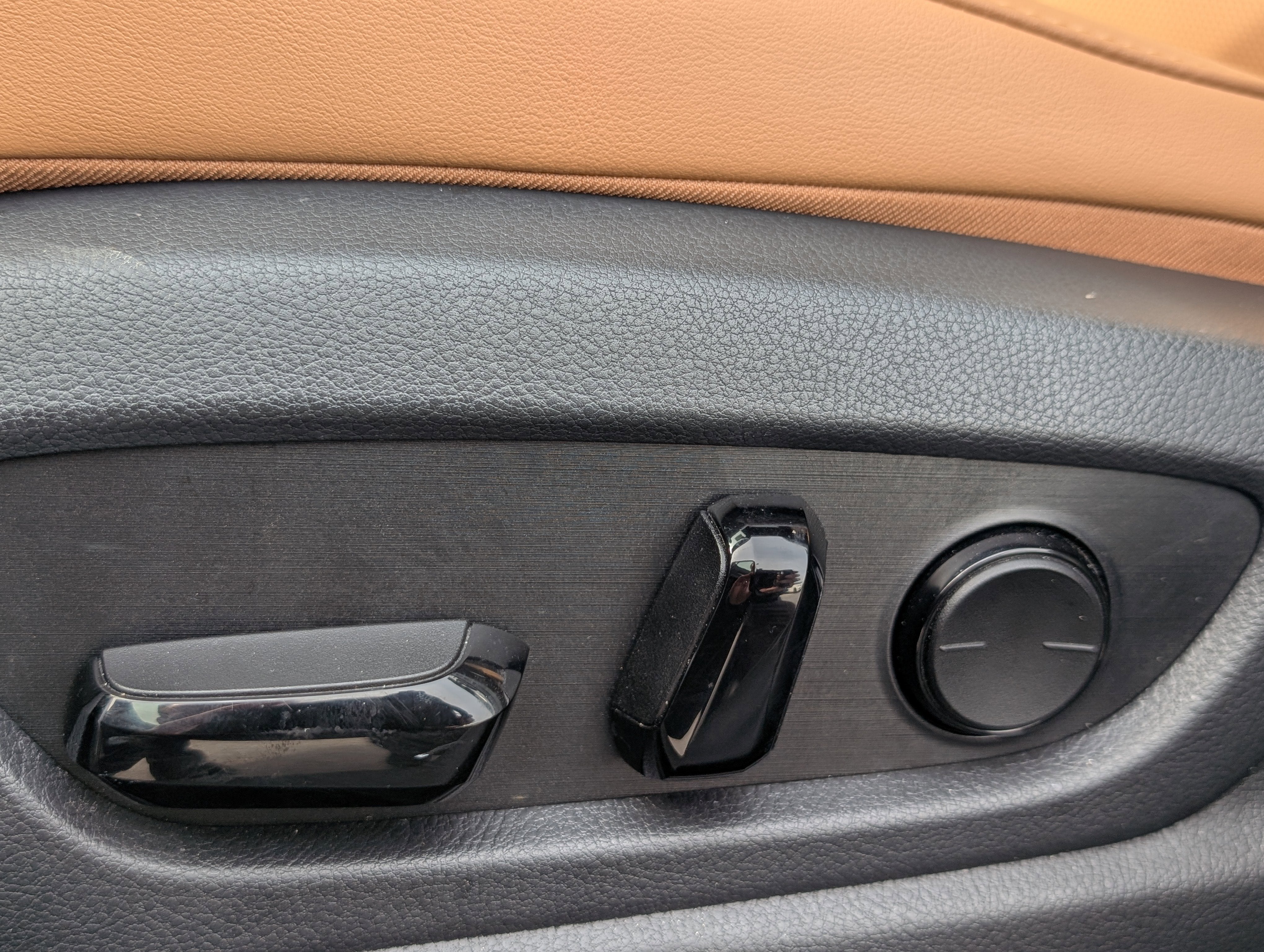 2023 Lexus UX UX 250h Premium