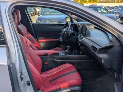 2023 Lexus UX 250h F SPORT Handling