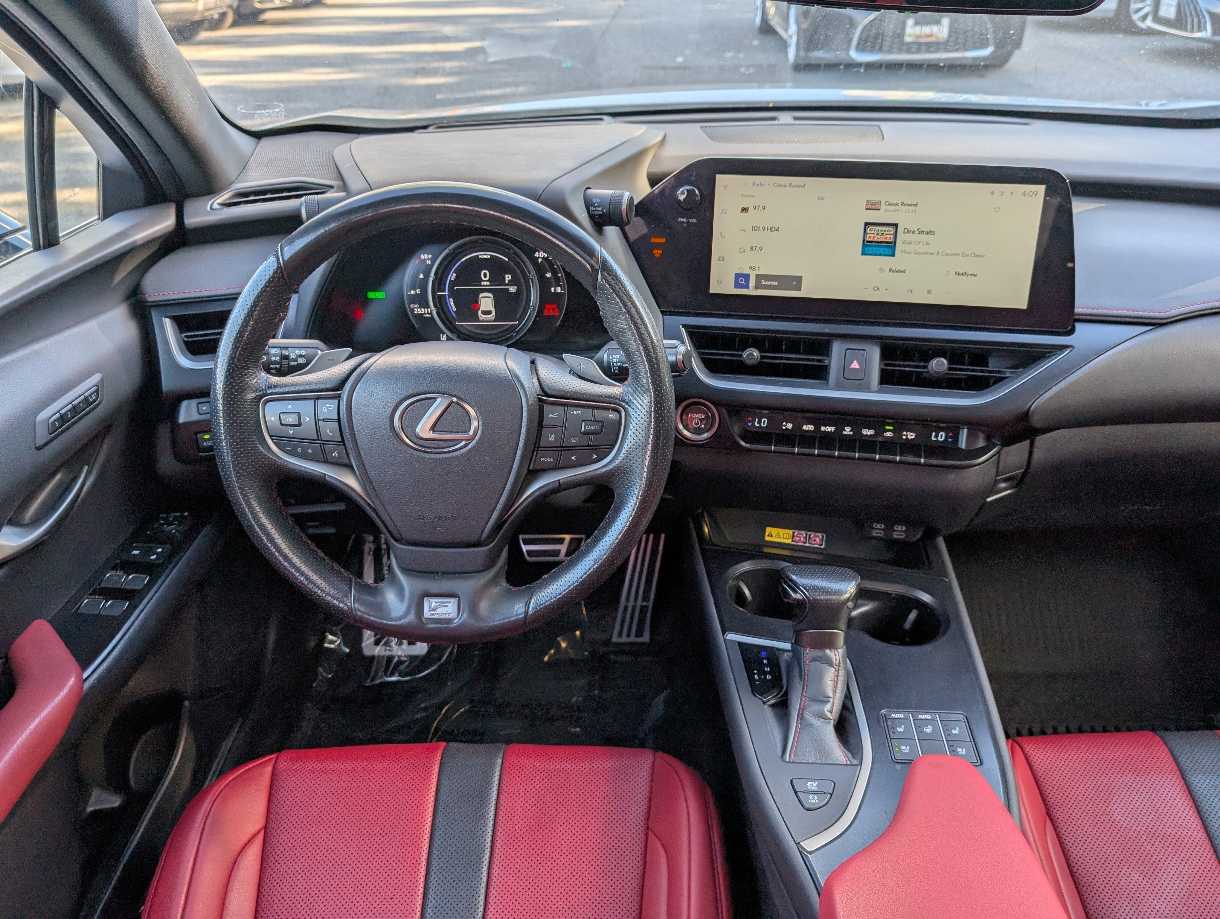 2023 Lexus UX 250h F SPORT Handling