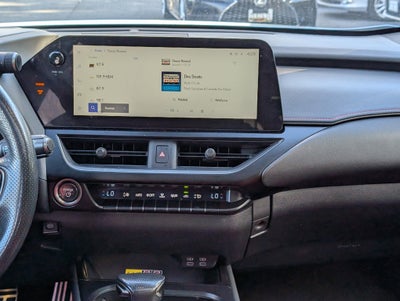 2023 Lexus UX 250h F SPORT Handling