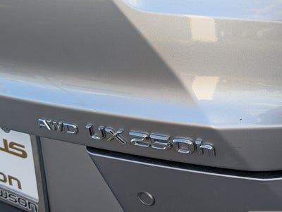 2023 Lexus UX 250h F SPORT Handling