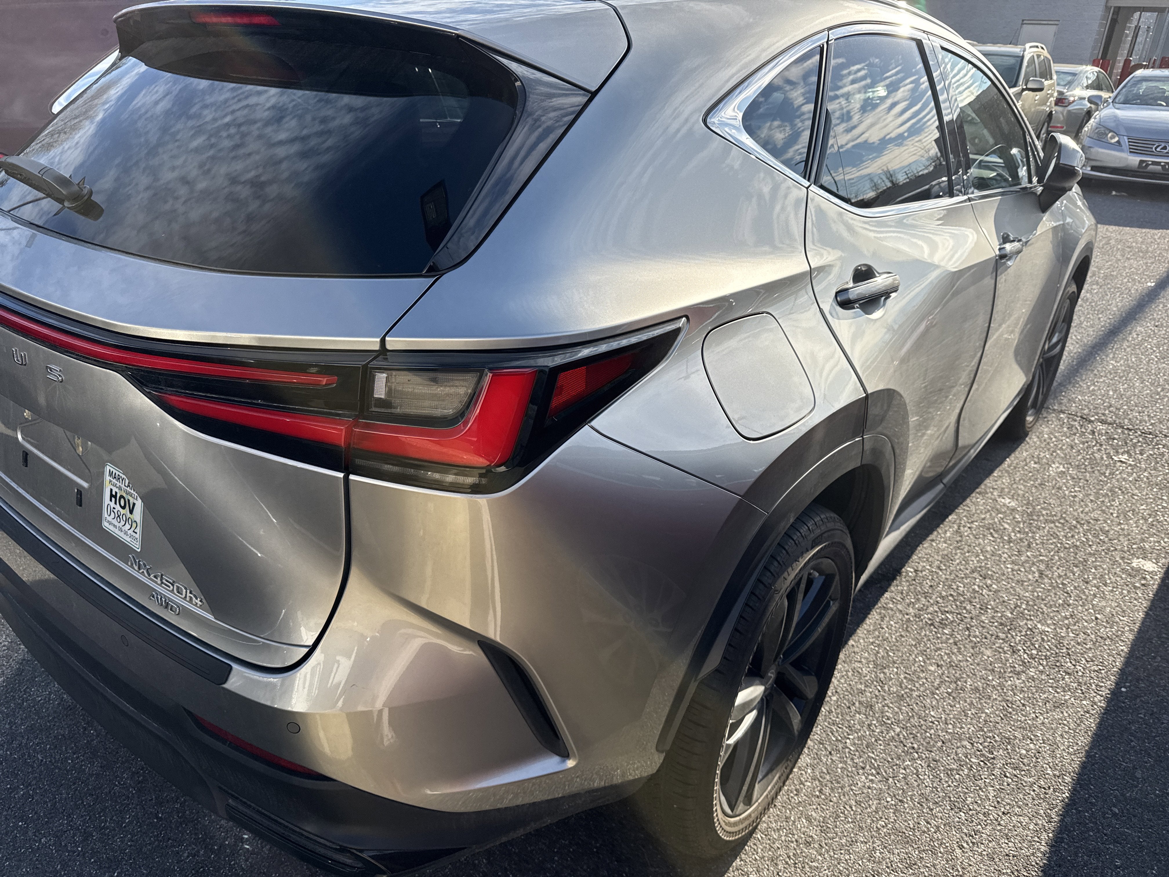 2023 Lexus NX 450h