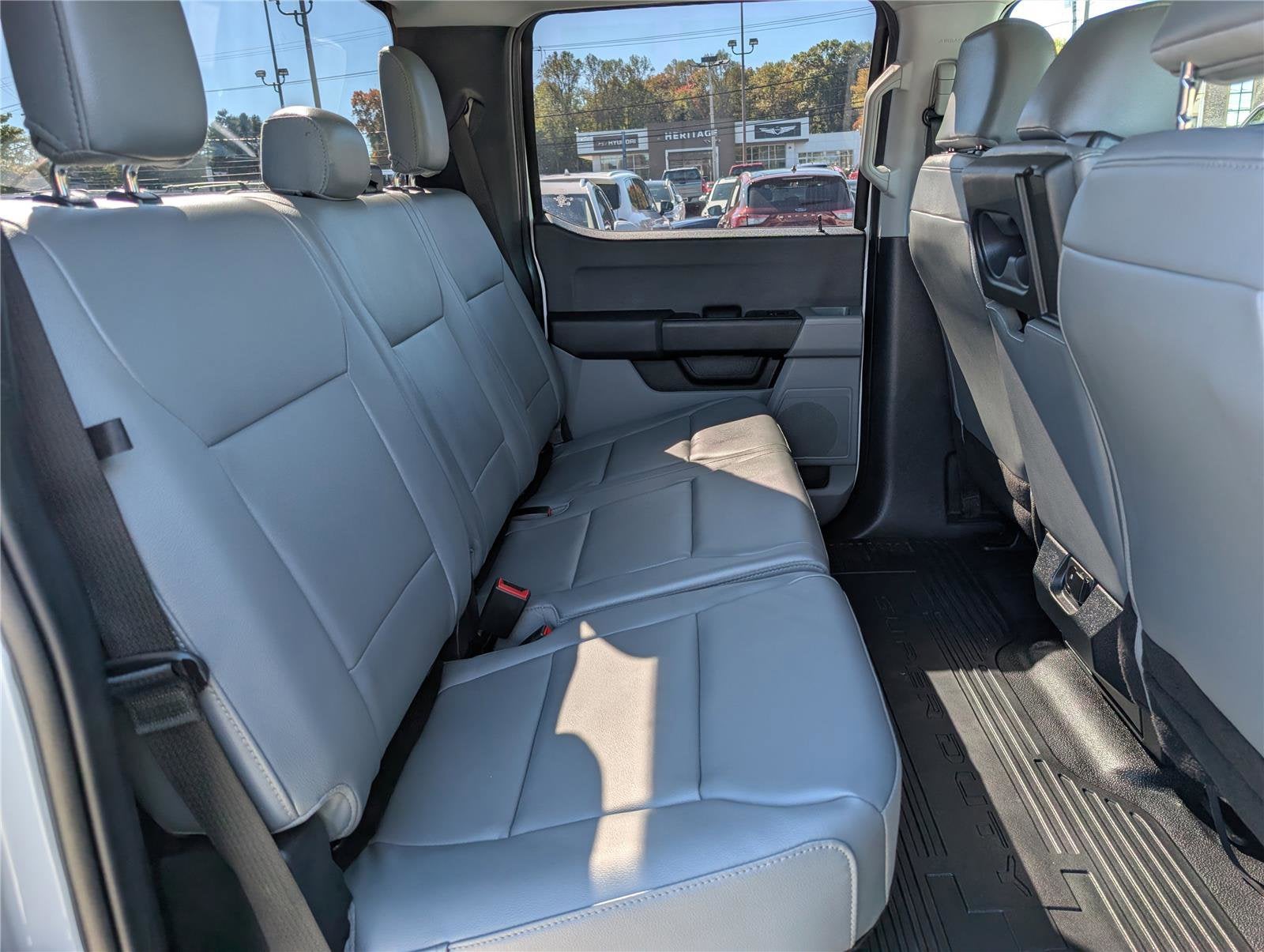 2024 Ford Super Duty F-550 DRW XL