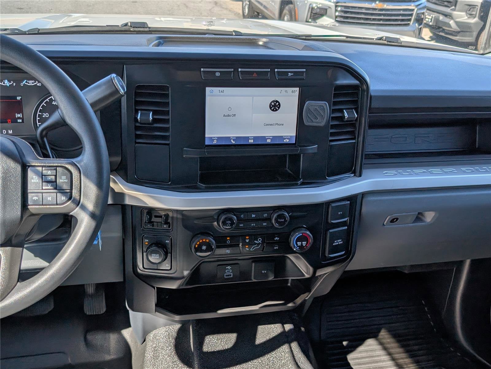 2024 Ford Super Duty F-550 DRW XL