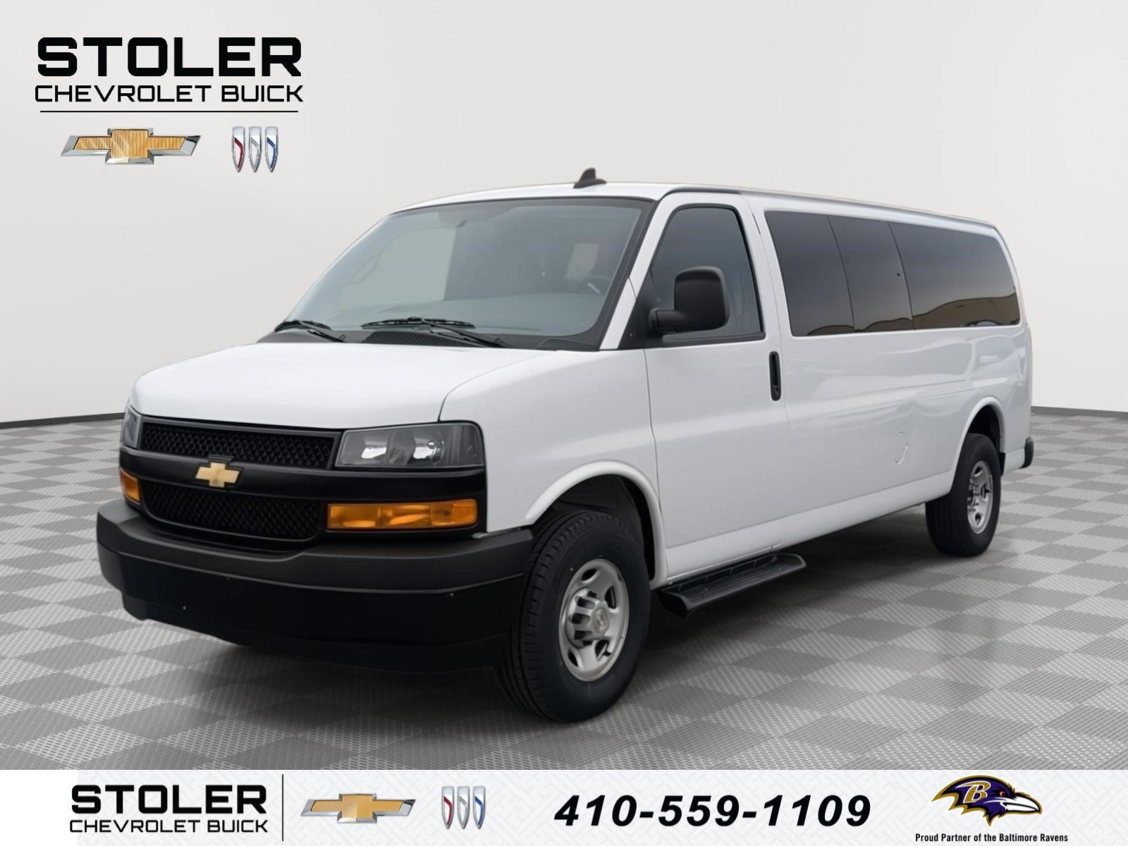 2023 Chevrolet Express Passenger 3500 1LS