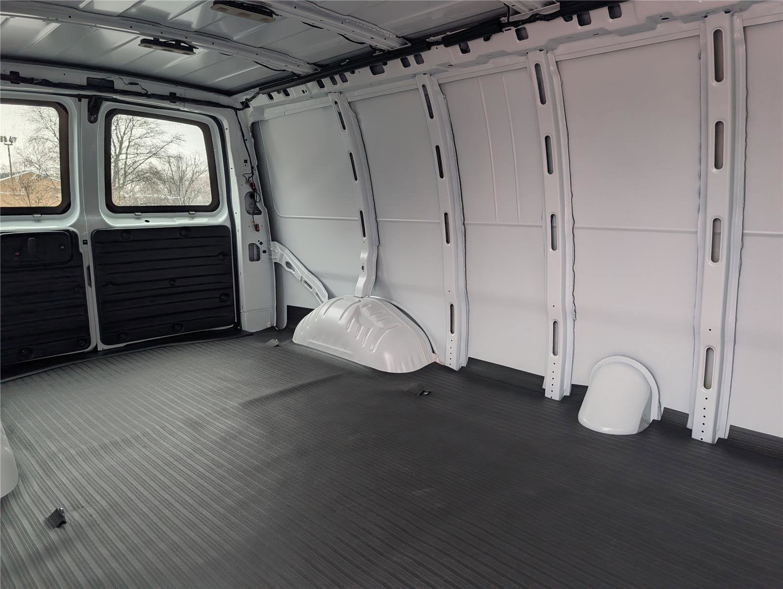 2025 Chevrolet Express Cargo 2500 WT