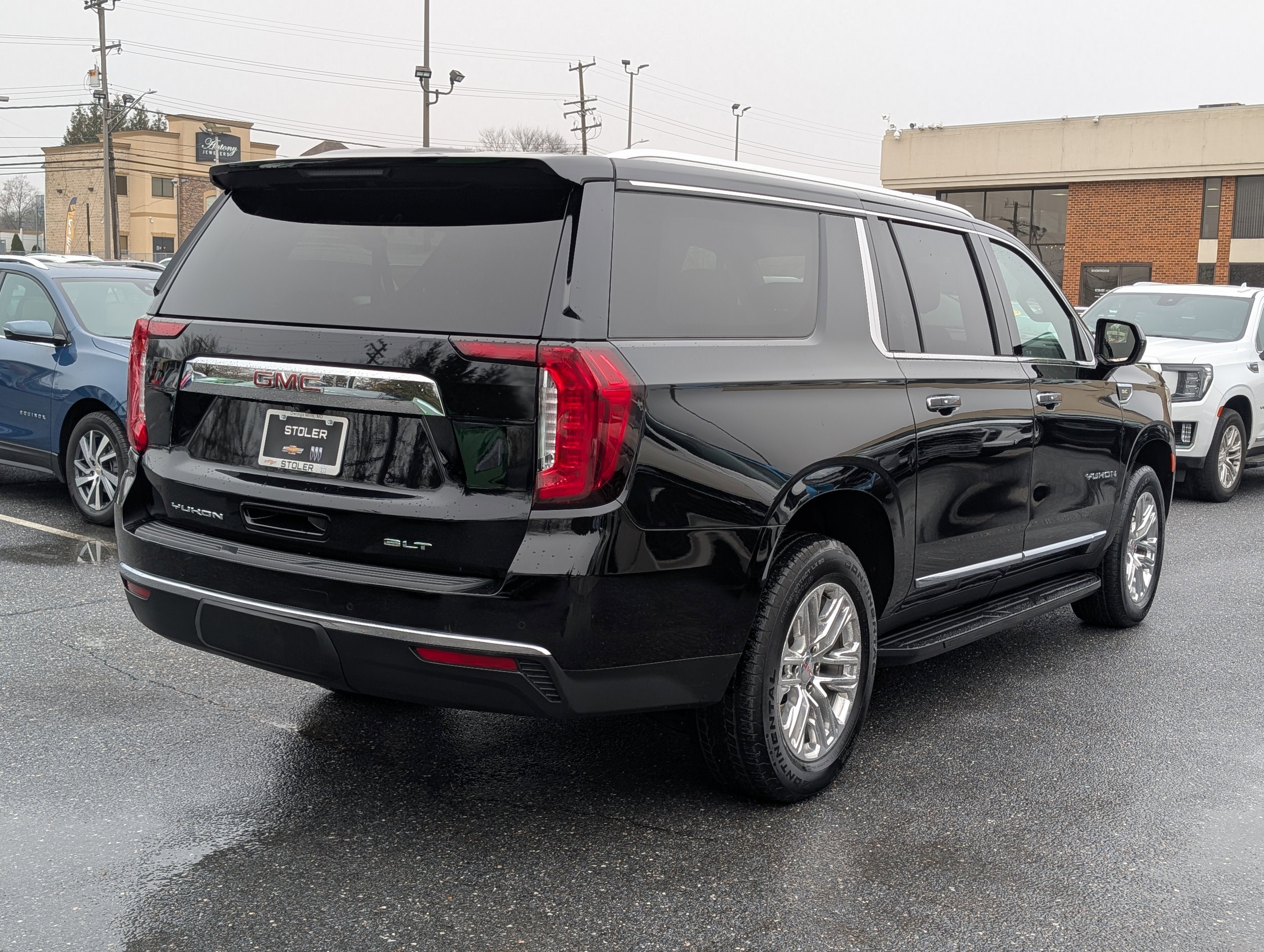 2024 GMC Yukon XL SLT
